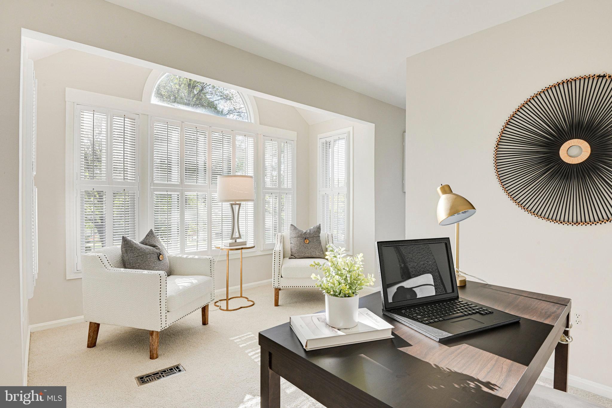 1817 CLOVERMEADOW DRIVE