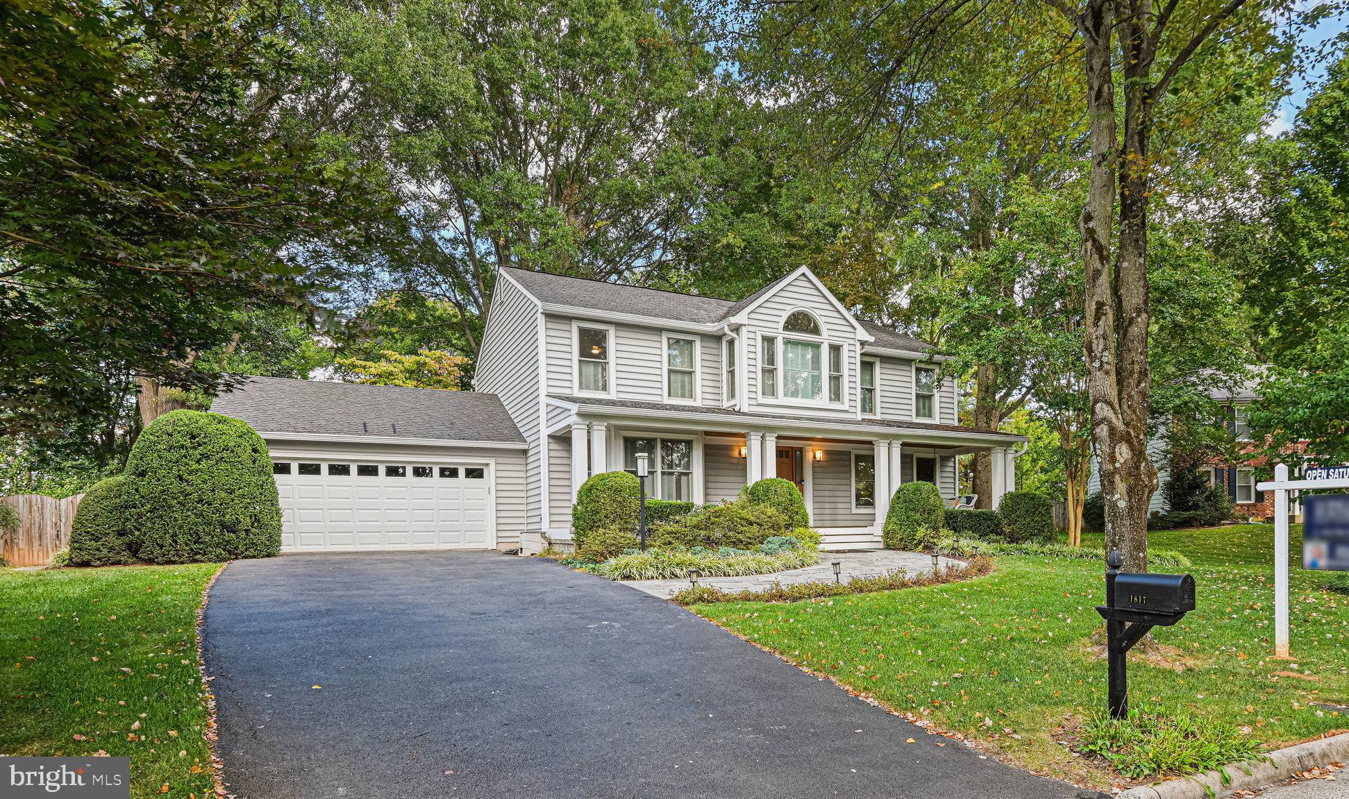 1817 CLOVERMEADOW DRIVE