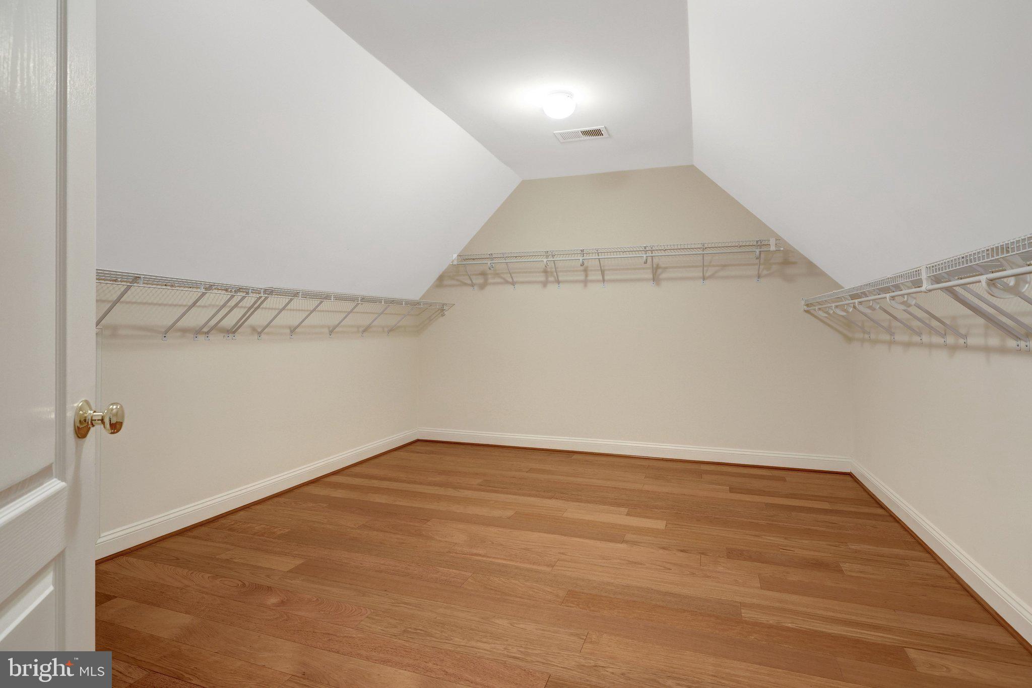 1710 DOVE POINT COURT