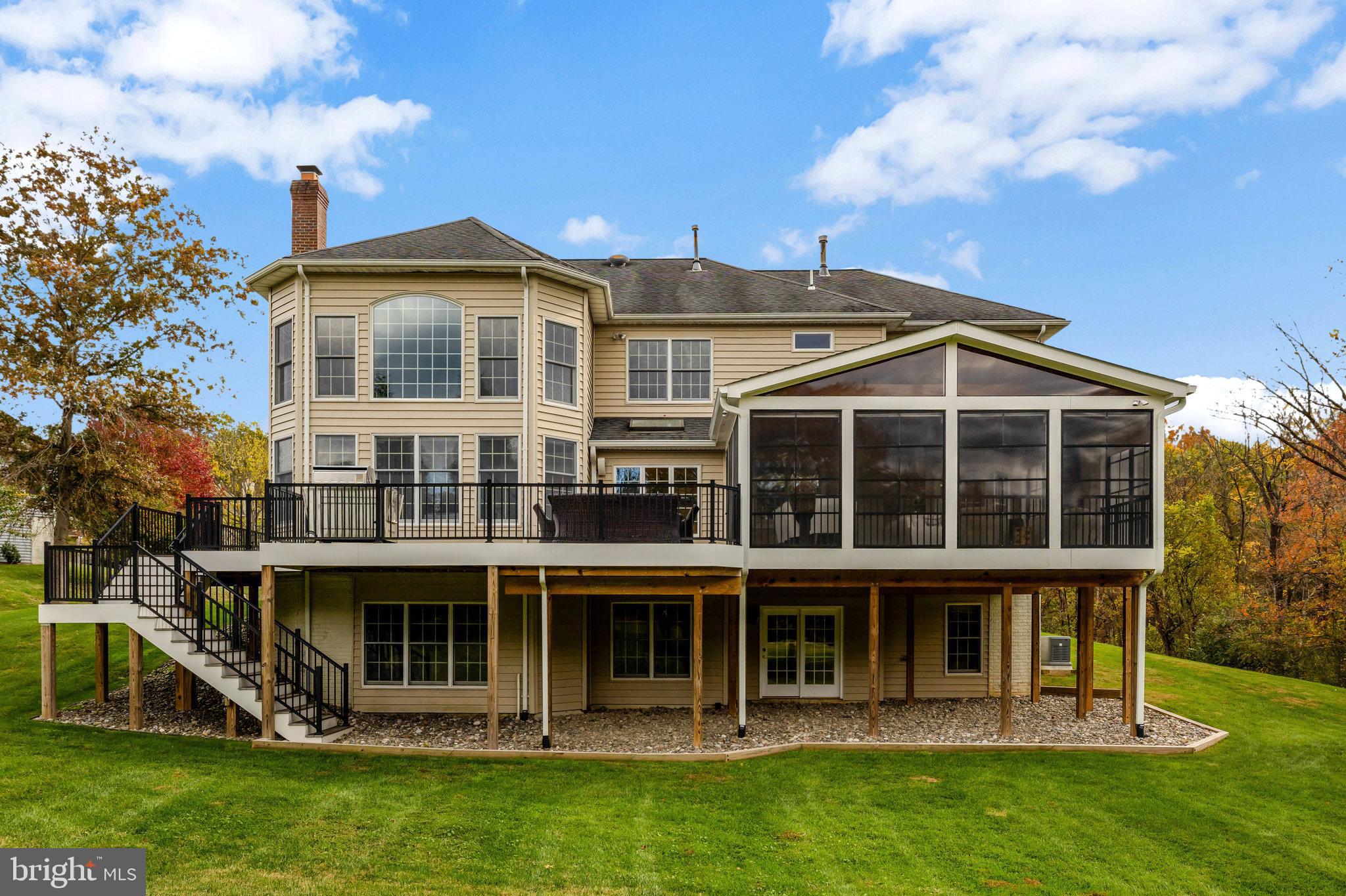 1710 DOVE POINT COURT