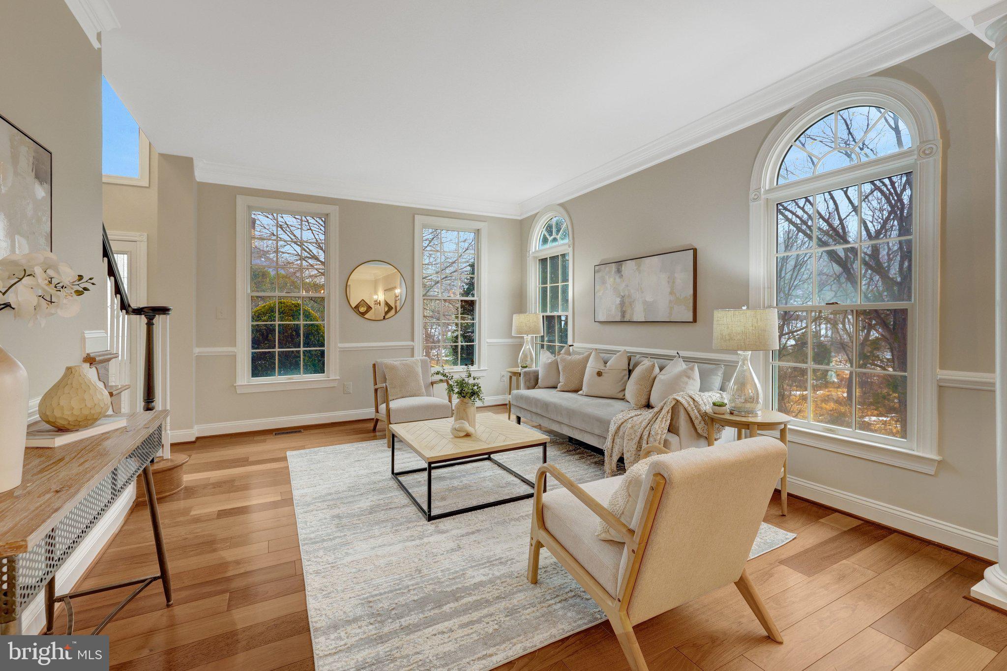 1710 DOVE POINT COURT