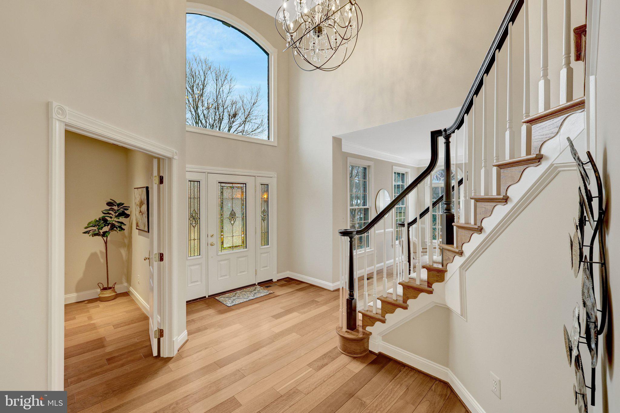 1710 DOVE POINT COURT