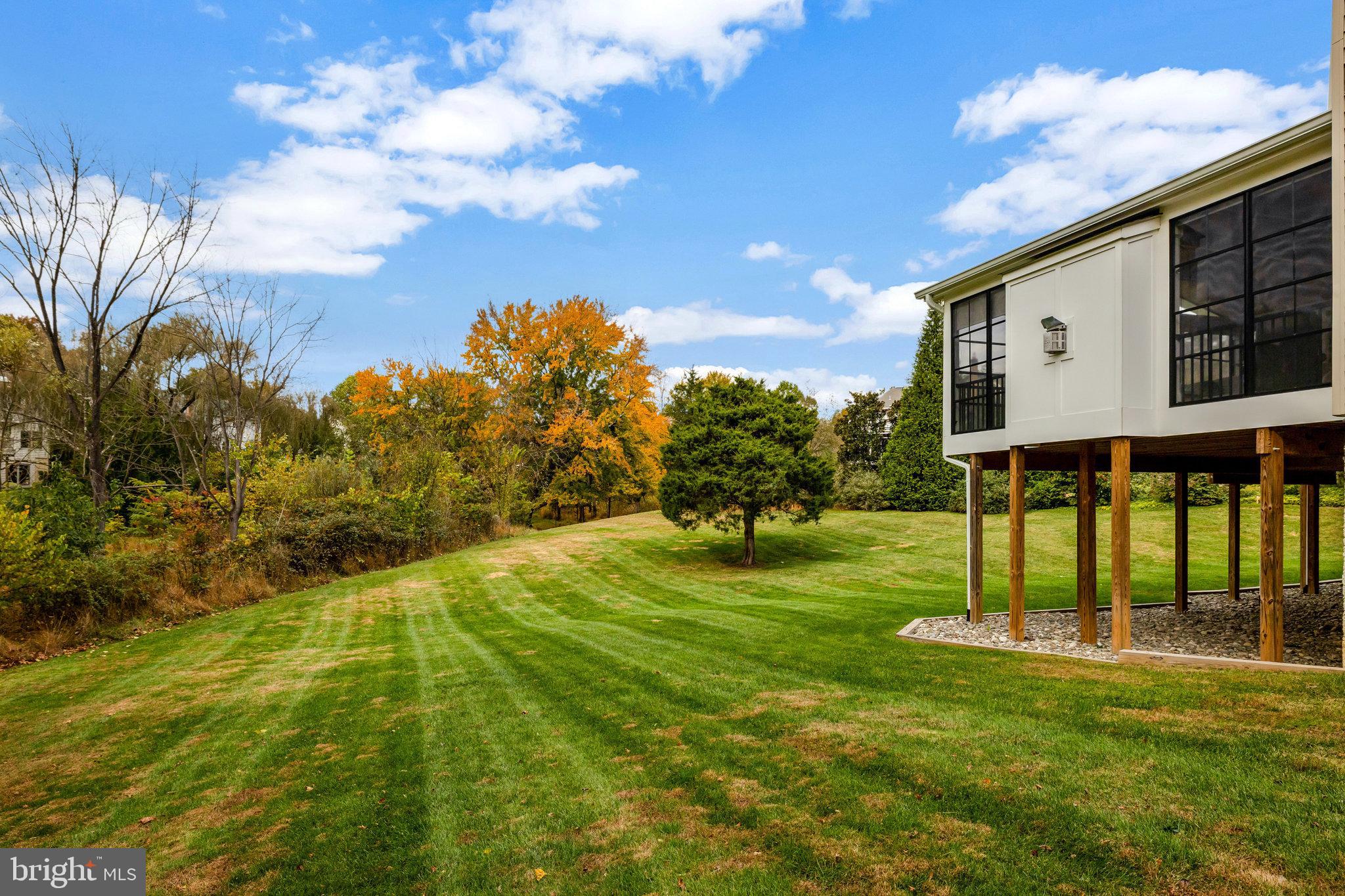 1710 DOVE POINT COURT