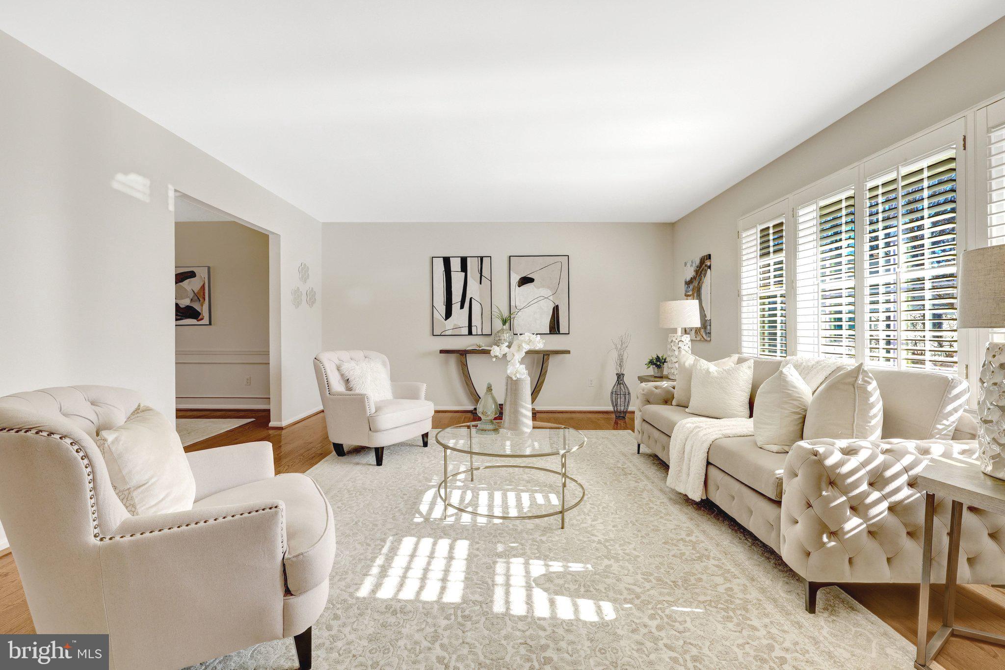 1700 HUNTS END COURT