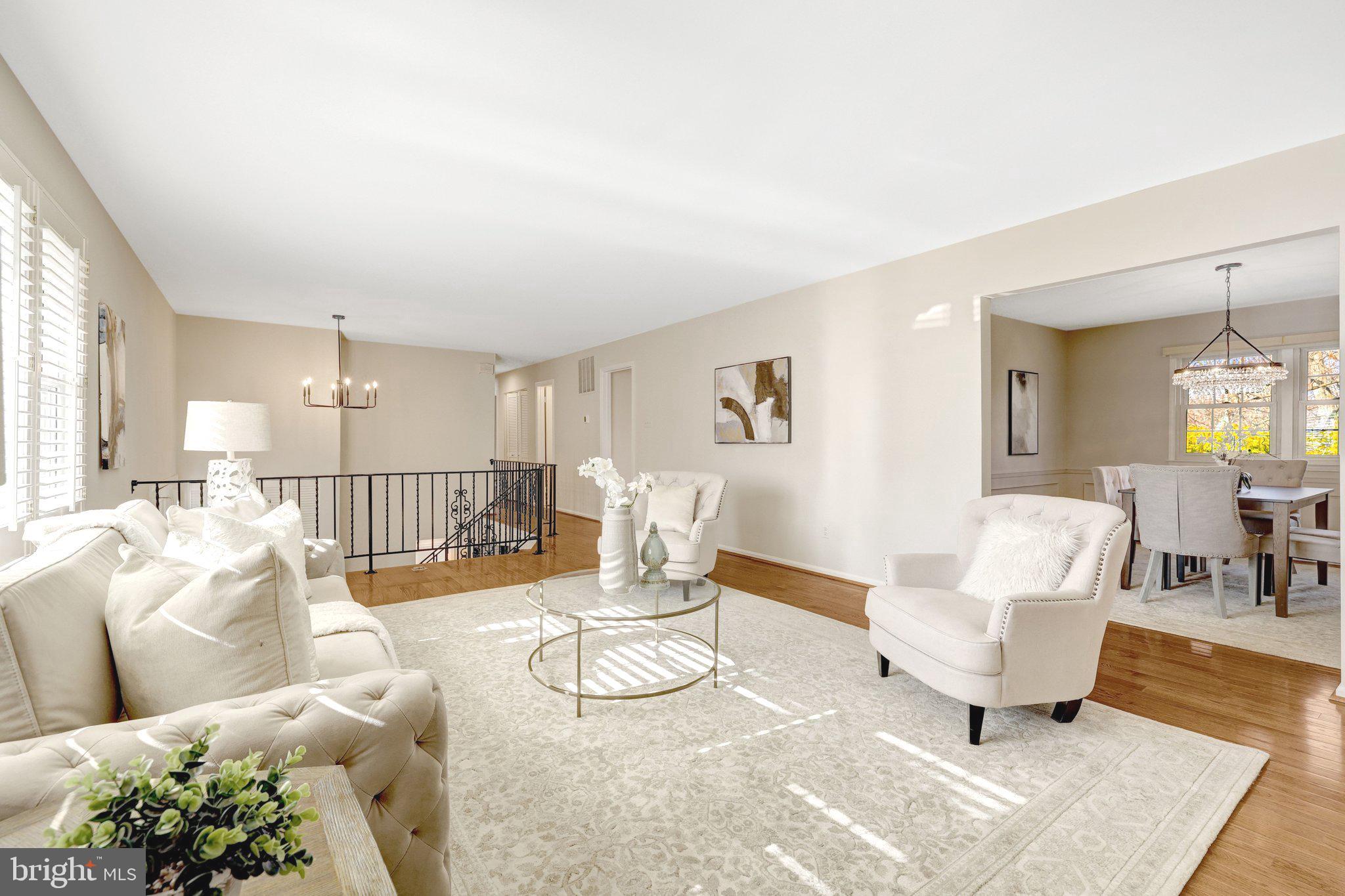 1700 HUNTS END COURT