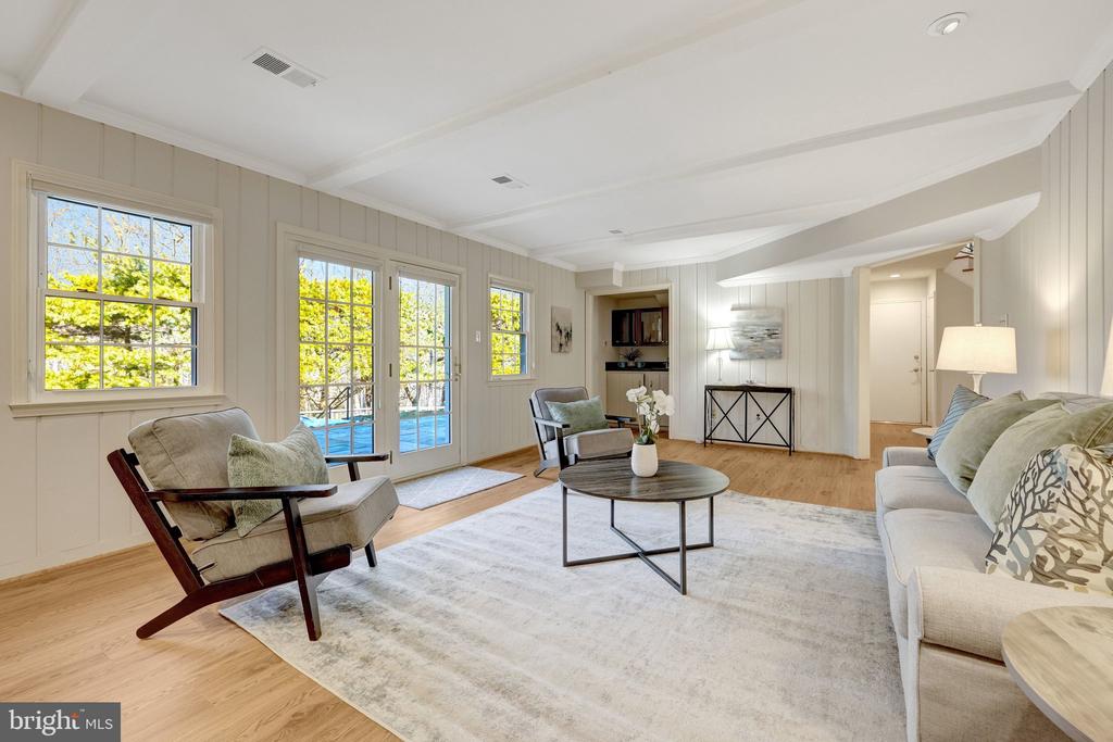 1700 HUNTS END COURT