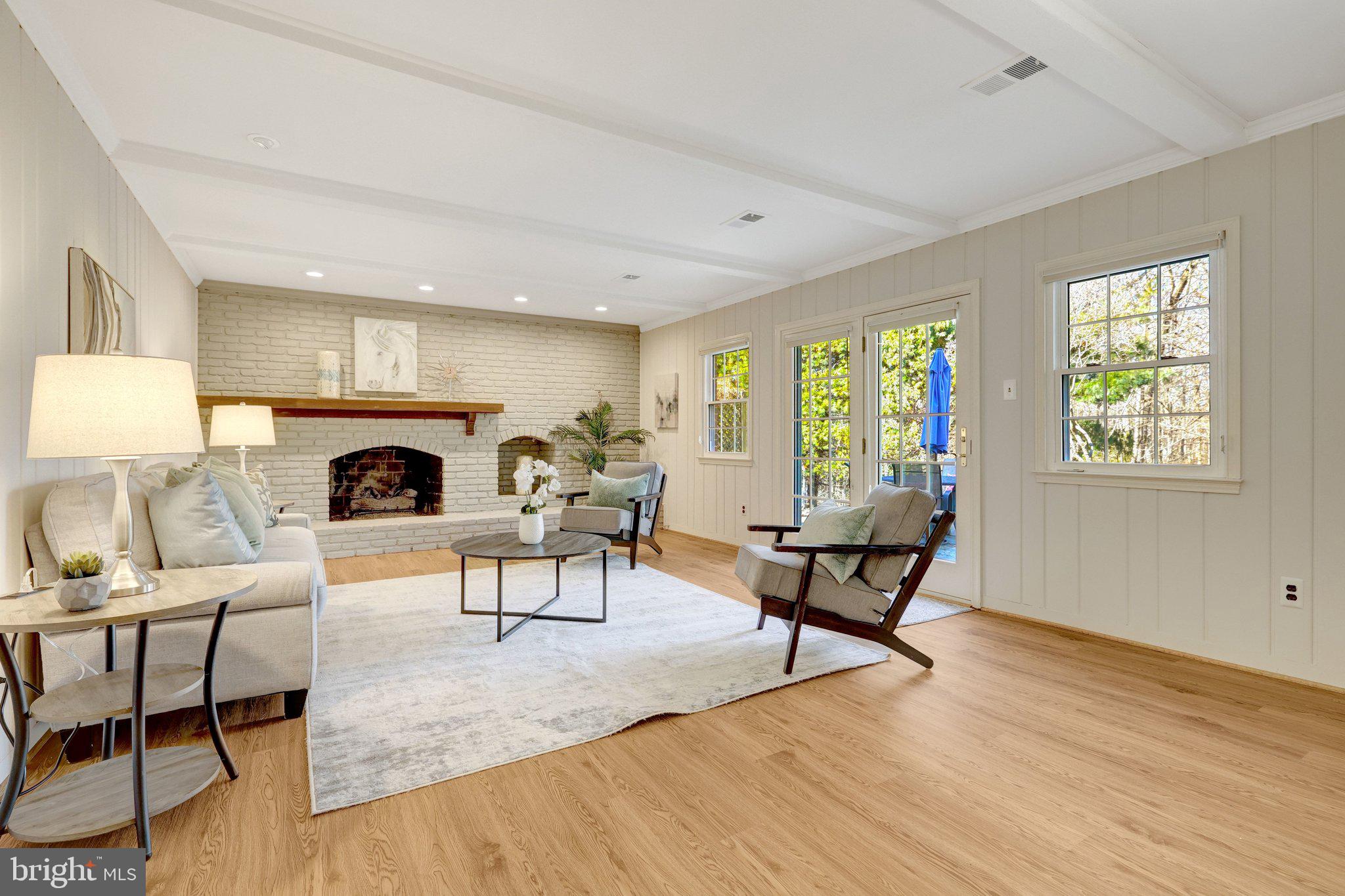 1700 HUNTS END COURT