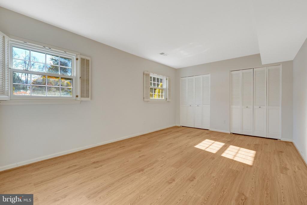 1700 HUNTS END COURT