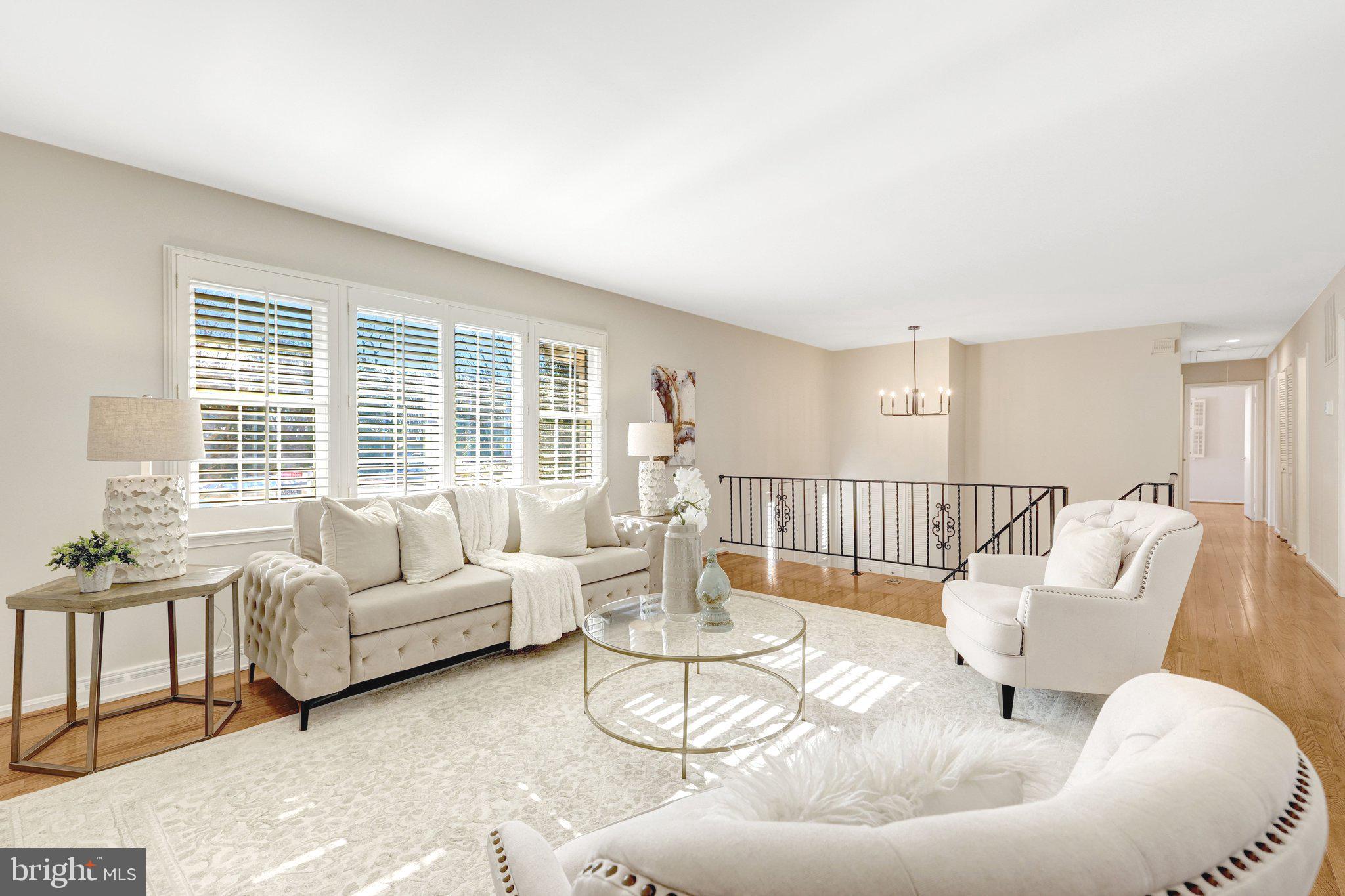 1700 HUNTS END COURT