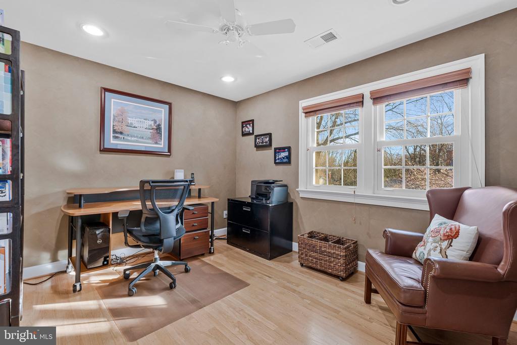 1714 SADDLE RIDGE COURT