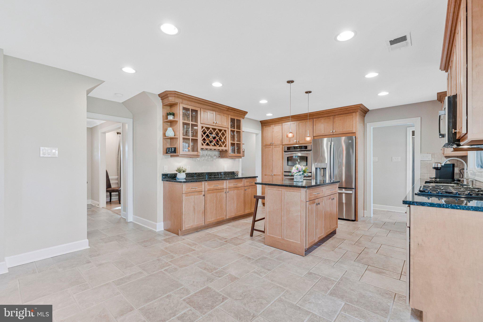 1714 SADDLE RIDGE COURT