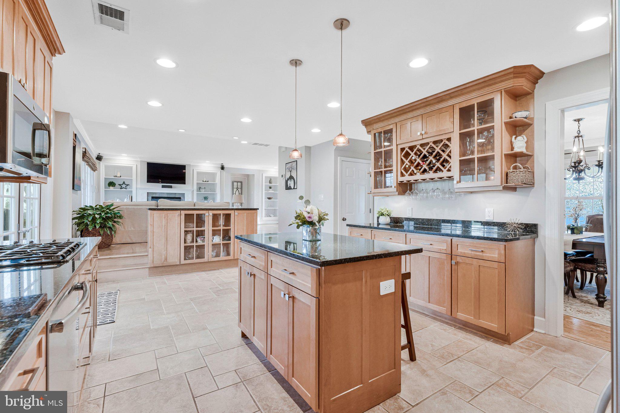 1714 SADDLE RIDGE COURT