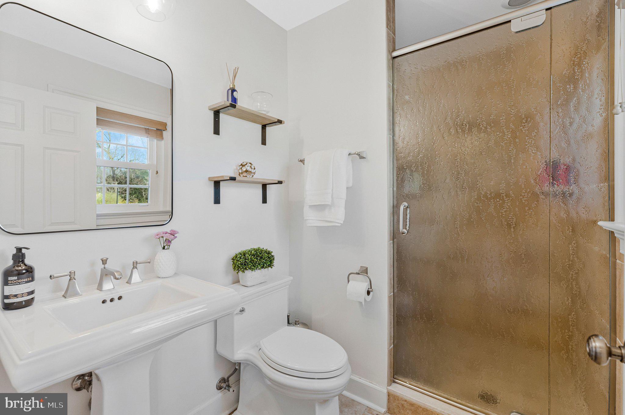 1714 SADDLE RIDGE COURT