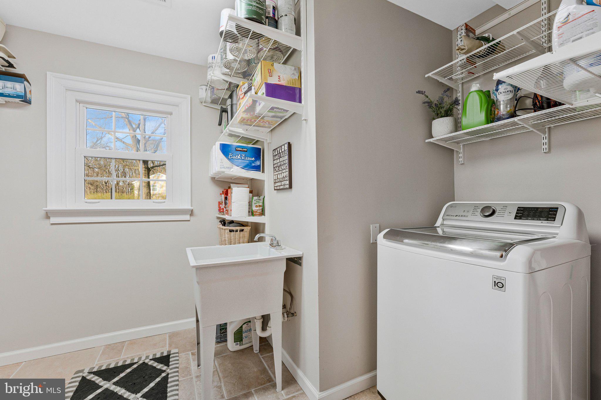 1714 SADDLE RIDGE COURT