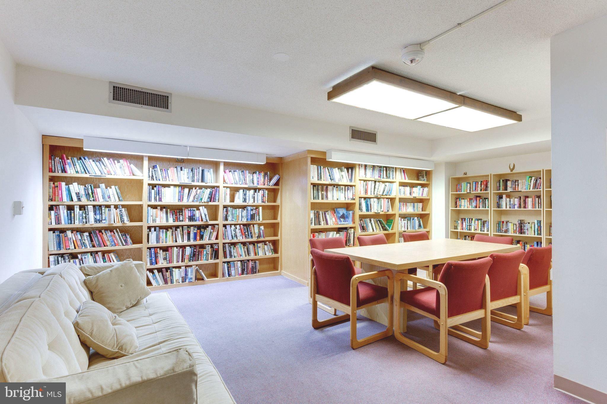 1800 OLD MEADOW ROAD 713