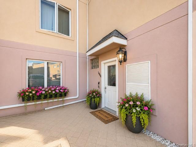 1404 Outlook Avenue Unit: 2