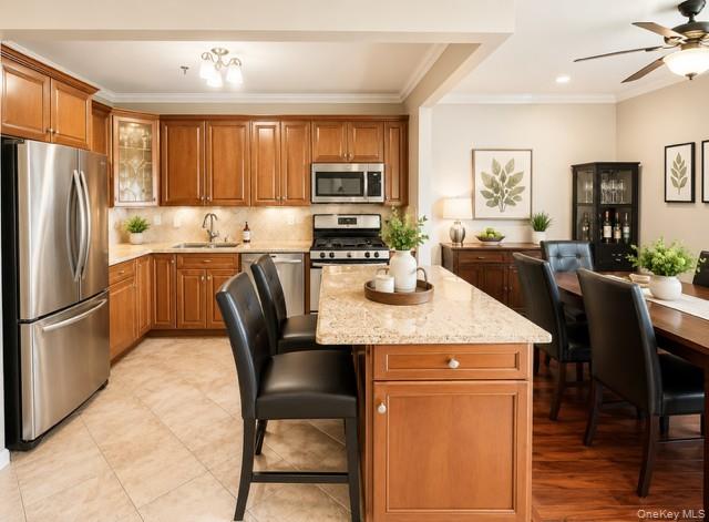 1404 Outlook Avenue Unit: 2