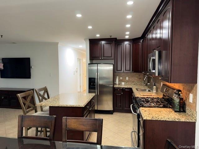1422 Outlook Avenue Unit: 2