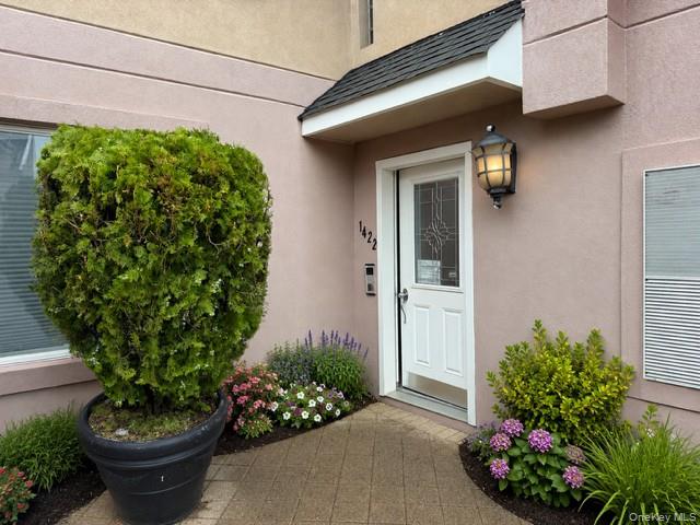 1422 Outlook Avenue Unit: 2
