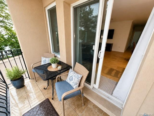1422 Outlook Avenue Unit: 2