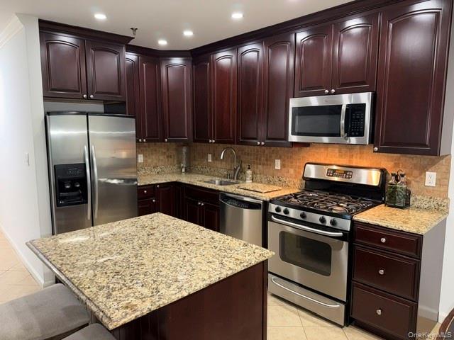 1422 Outlook Avenue Unit: 2