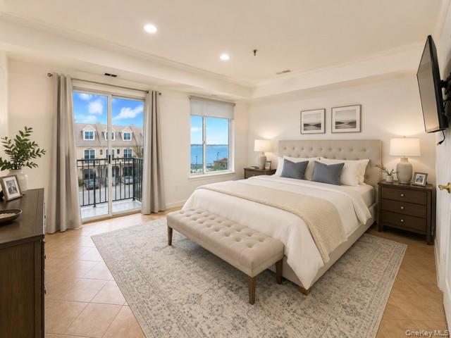 1422 Outlook Avenue Unit: 2