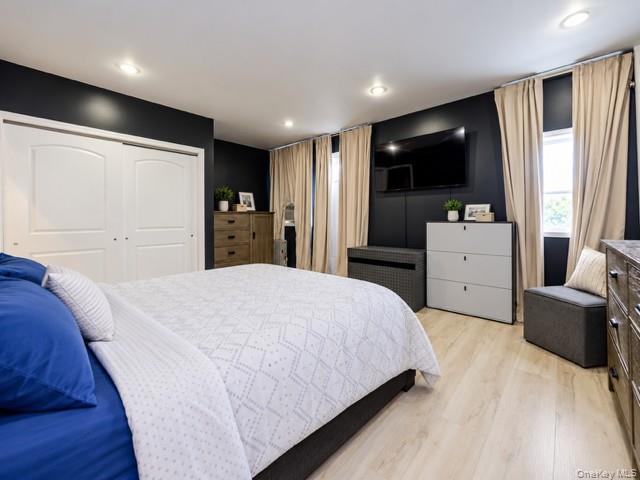 1321 Balcom Avenue Unit: 1