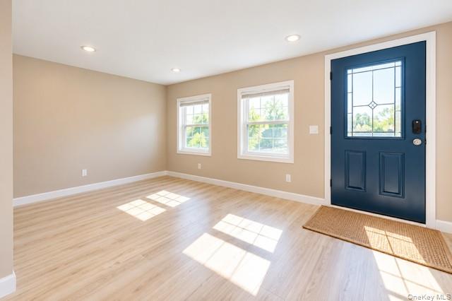 1321 Balcom Avenue Unit: 1