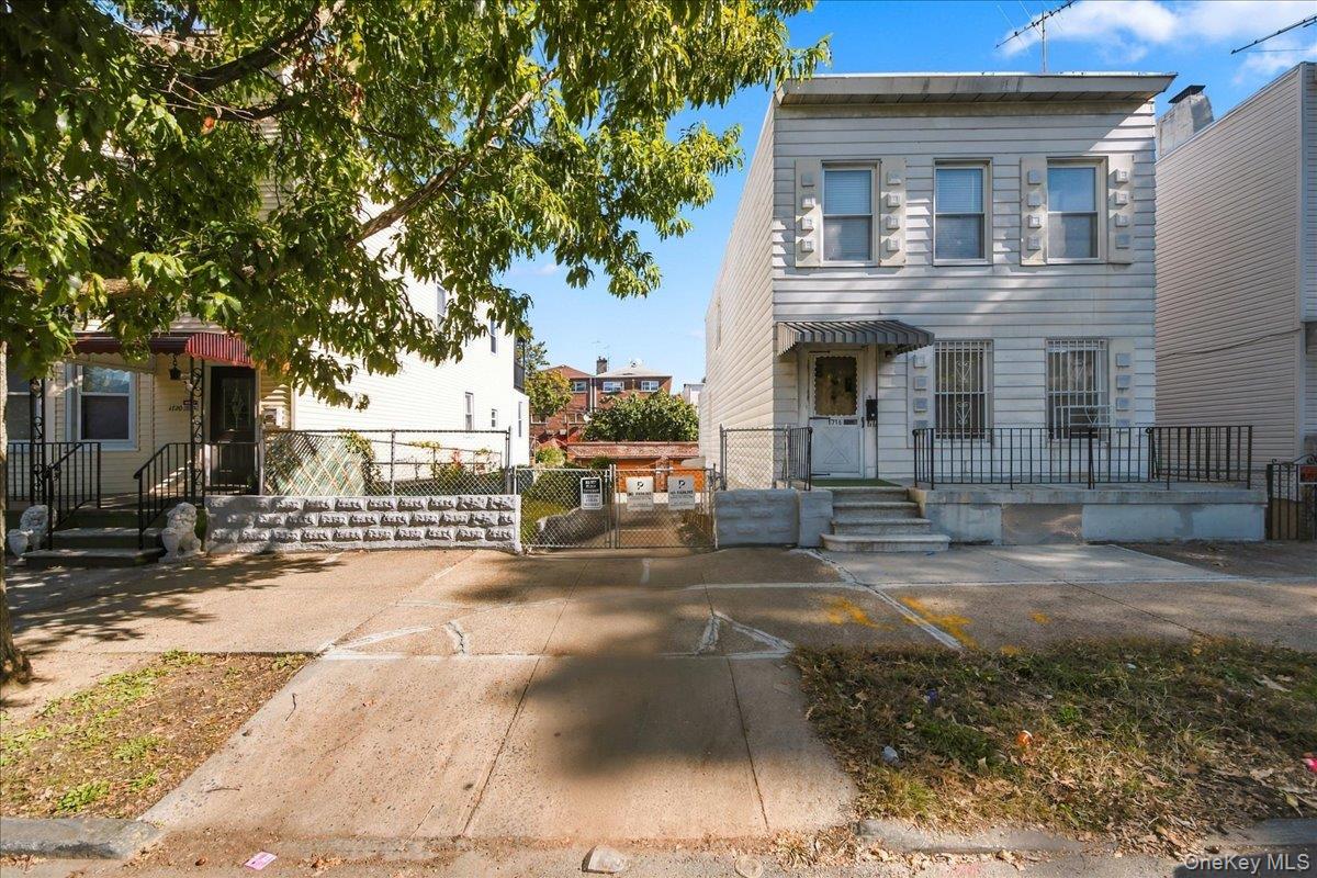 1716 Barnes Avenue