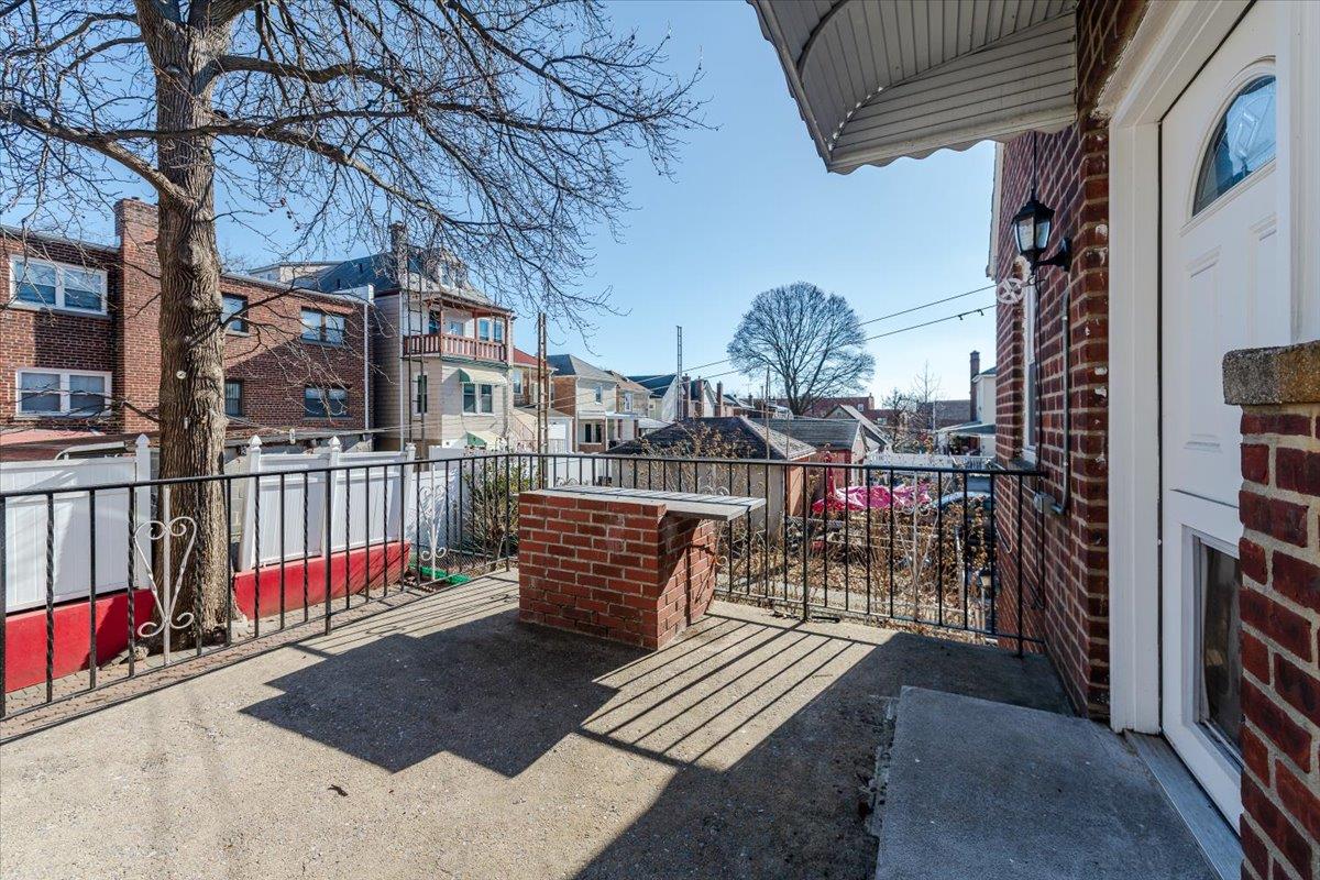 1960 Paulding Avenue