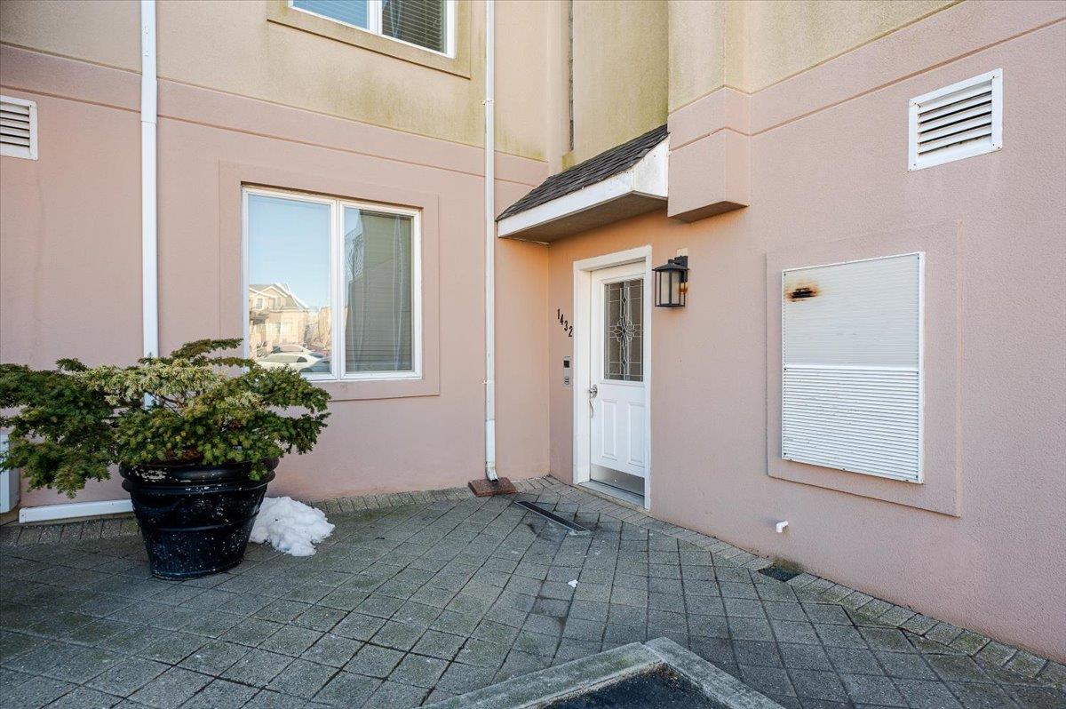 1432 Outlook Avenue Unit: 1