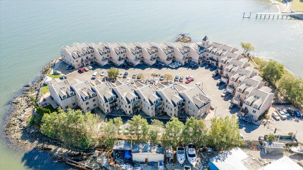 1432 Outlook Avenue Unit: 1
