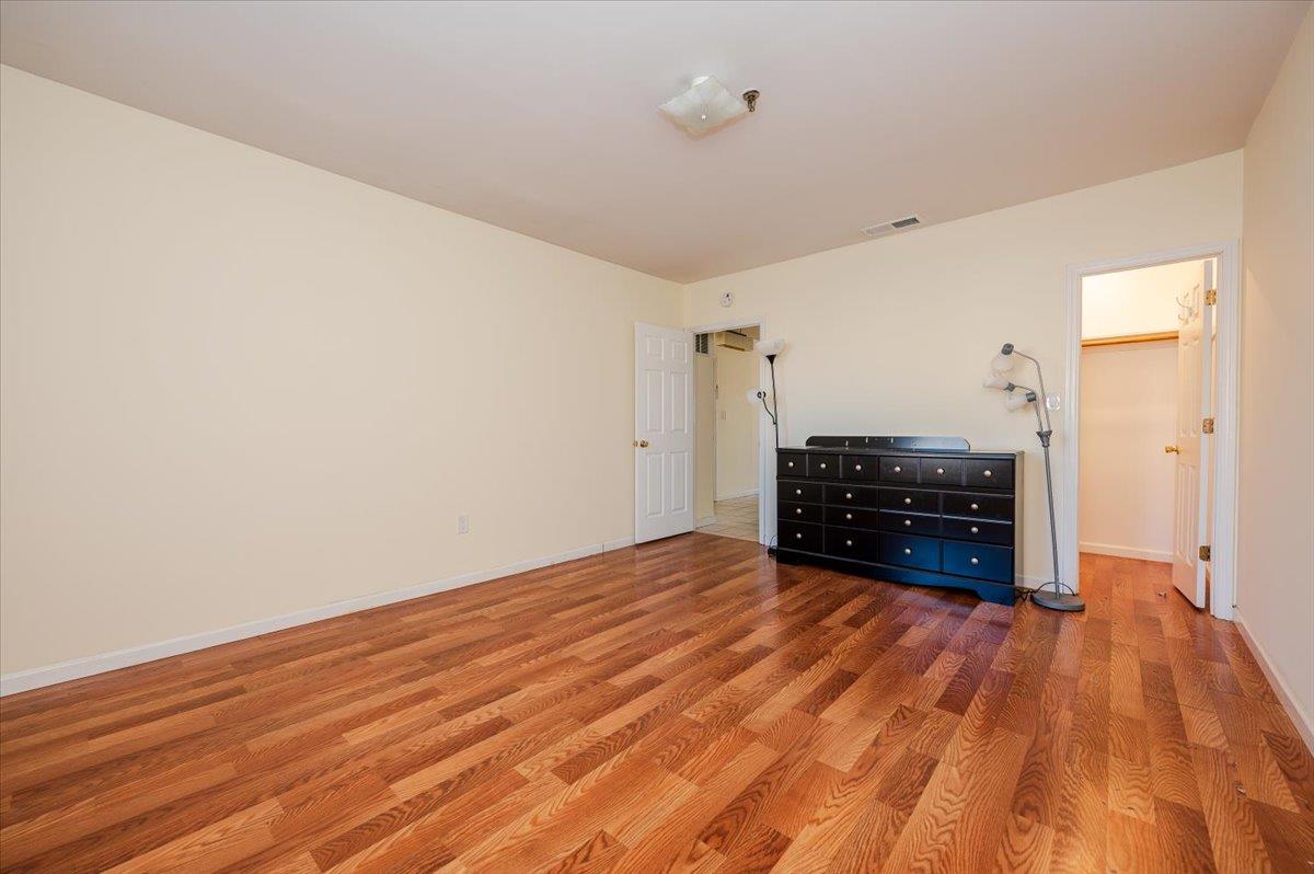 1432 Outlook Avenue Unit: 1
