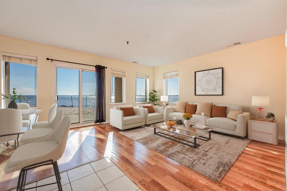 1432 Outlook Avenue Unit: 1