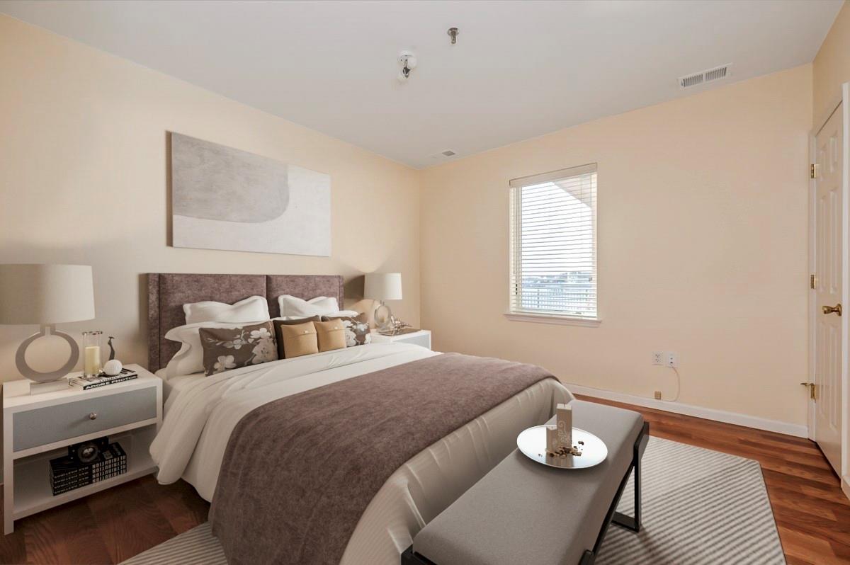 1432 Outlook Avenue Unit: 1