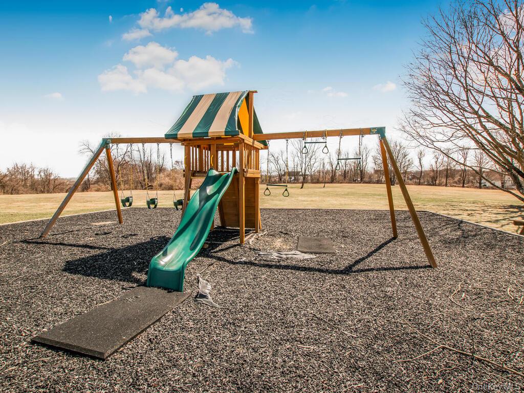 178 Fairway Drive Unit: U178