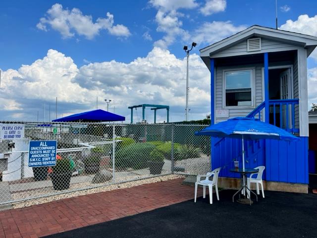 148 City Island Unit: E-14