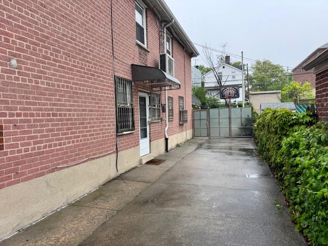 1680 Hutchinson River Parkway Unit: 2