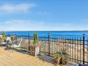 1432 Outlook Avenue Unit: 2