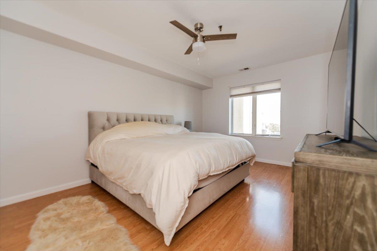 1432 Outlook Avenue Unit: 2