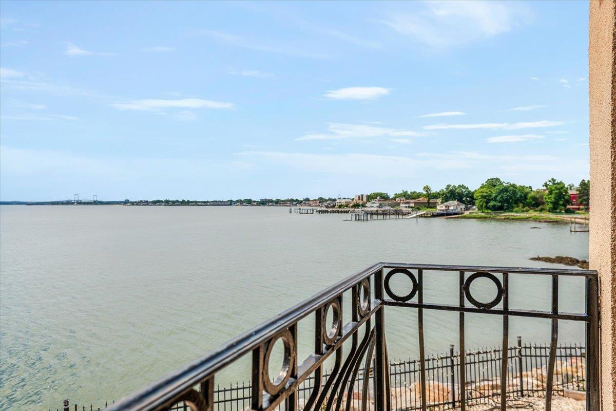 1432 Outlook Avenue Unit: 2