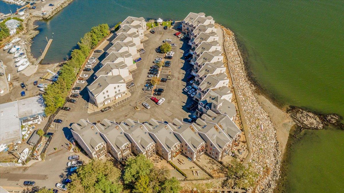 1432 Outlook Avenue Unit: 2