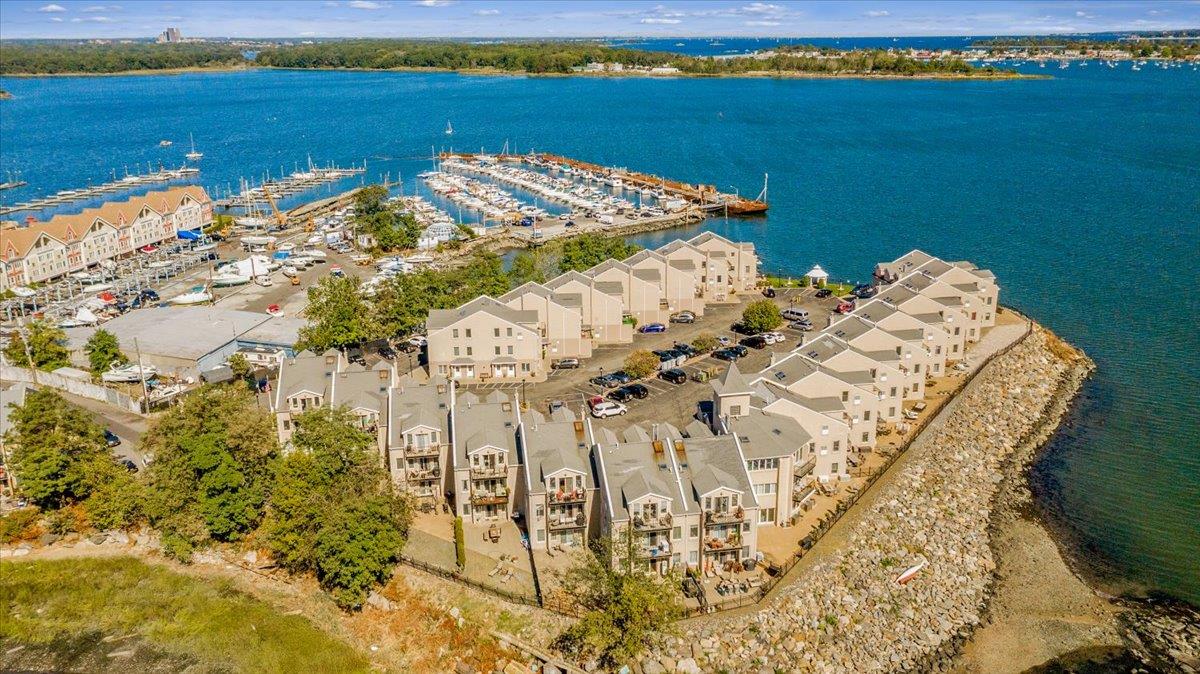 1432 Outlook Avenue Unit: 2