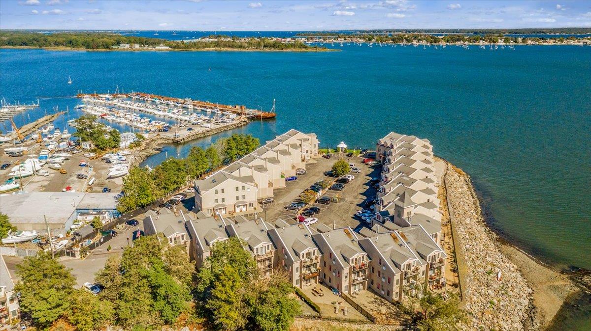 1432 Outlook Avenue Unit: 2