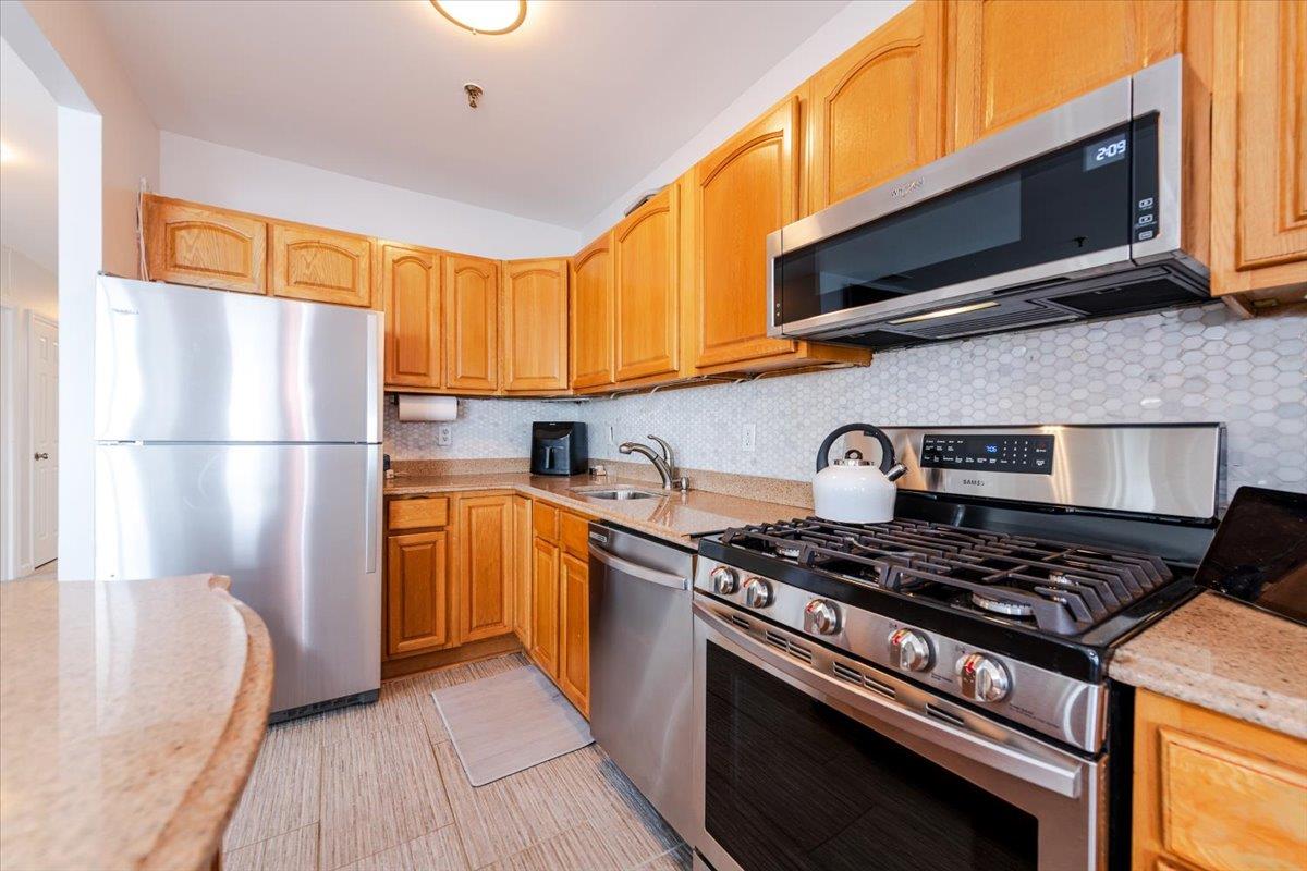 1432 Outlook Avenue Unit: 2