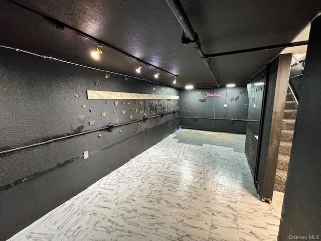 3459 E Tremont Avenue