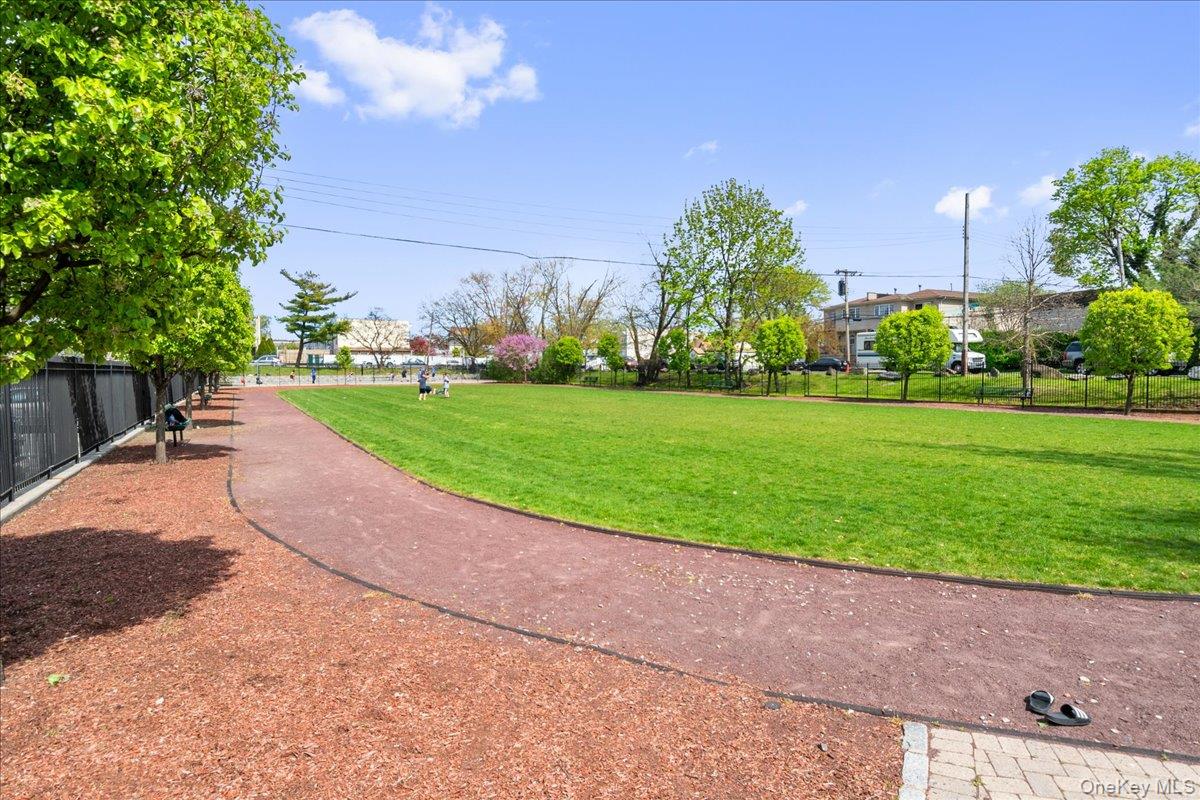 64D Edgewater Park Unit: 64D