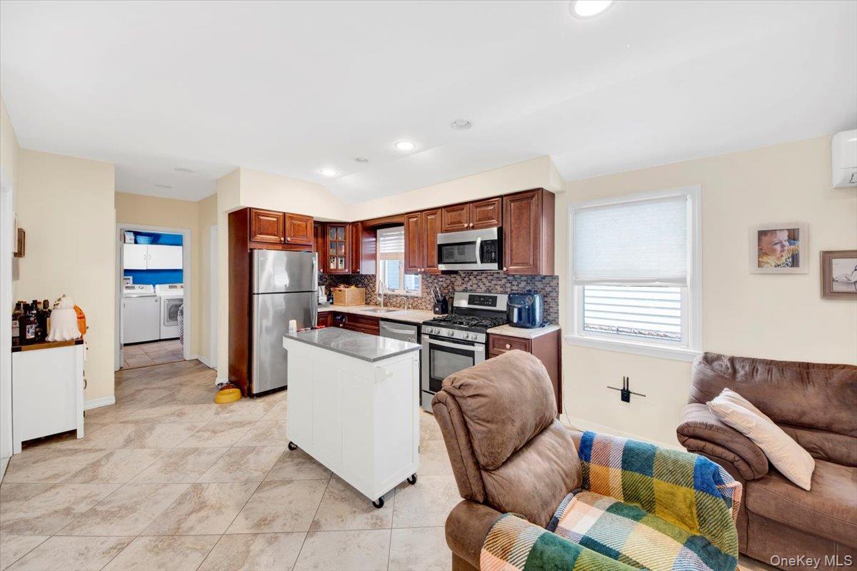 64D Edgewater Park Unit: 64D