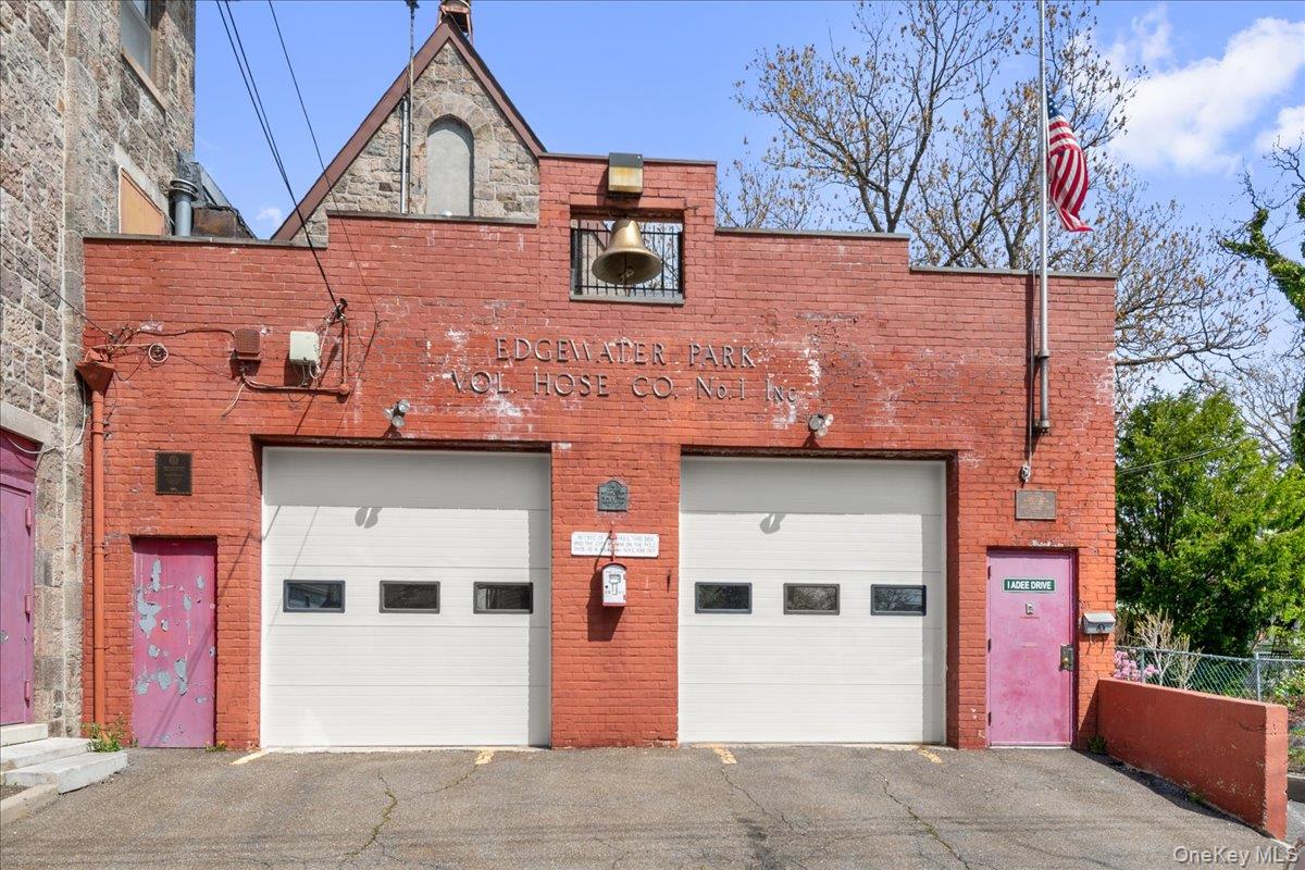 64D Edgewater Park Unit: 64D