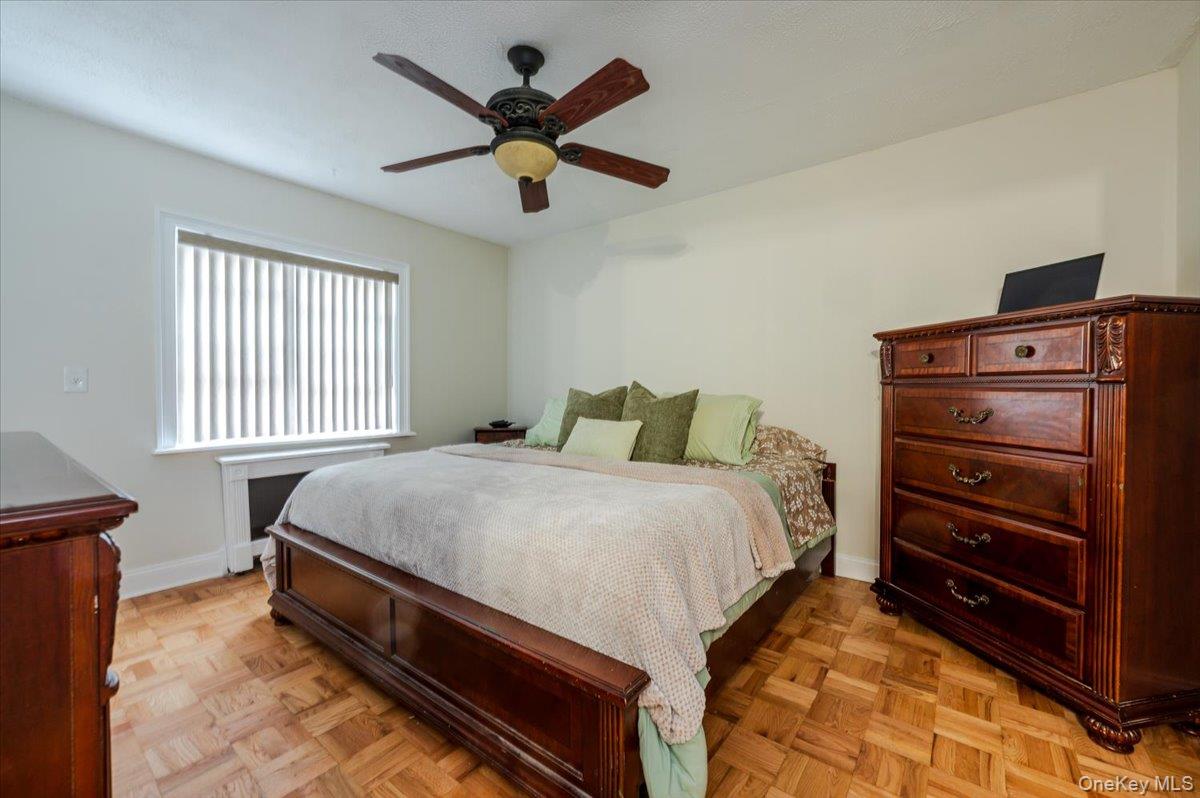 2976 Waterbury Avenue